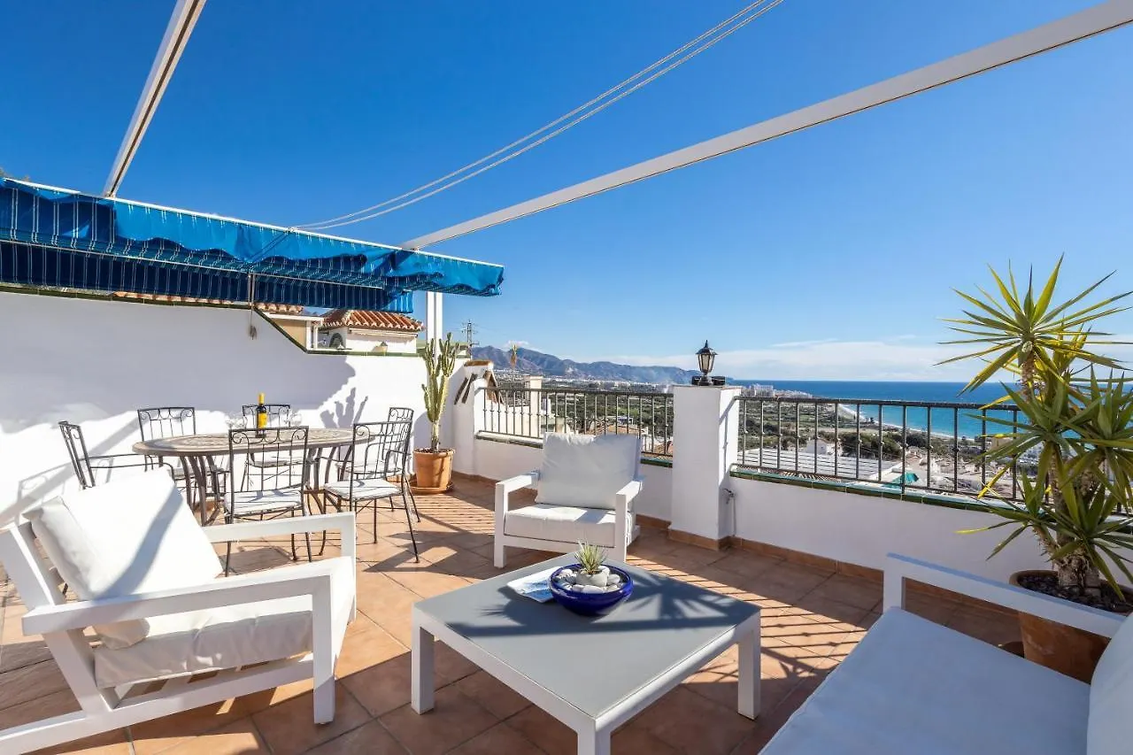 Plaza Cadiz 4 Overlooking Playazo Nerja Villa